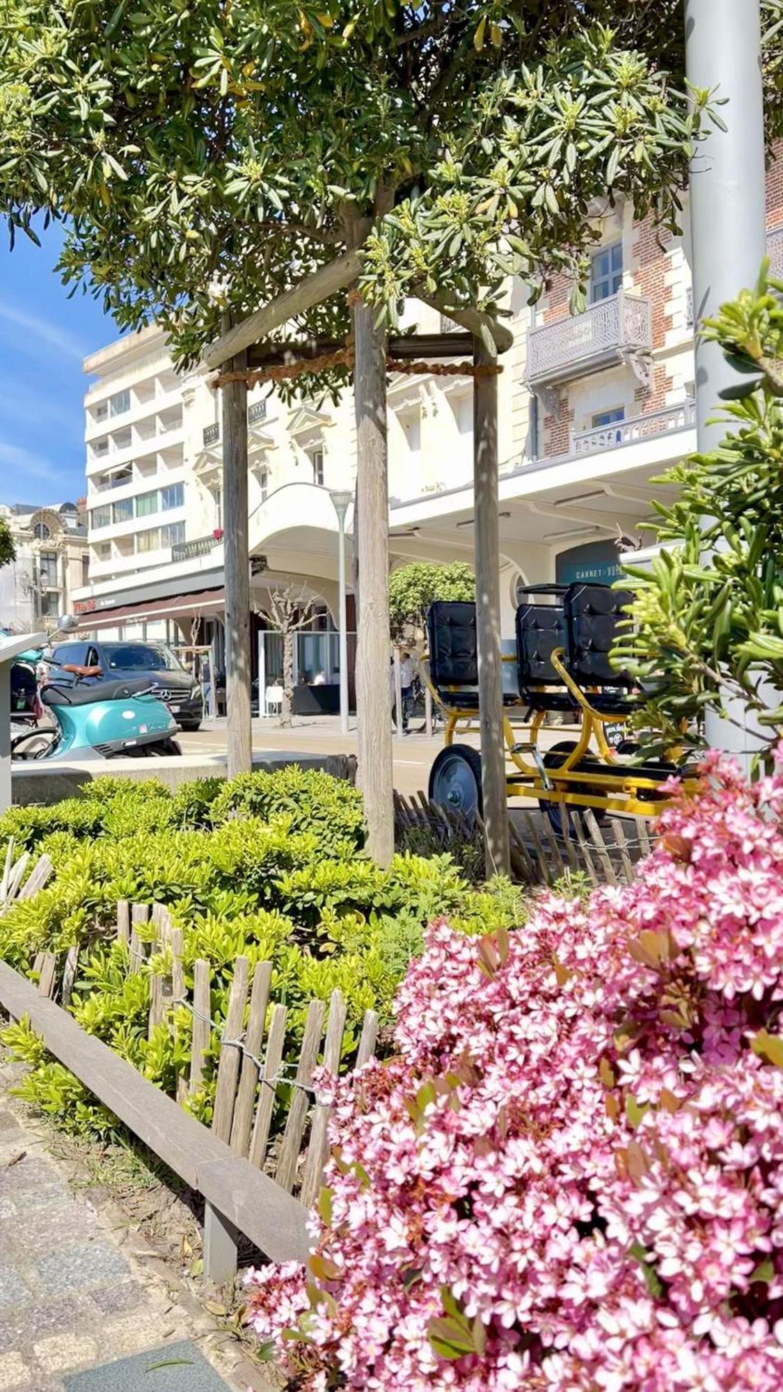 Appartement remblai 1 chambre Sortie direct plage Les Sables-dʼOlonne Extérieur photo